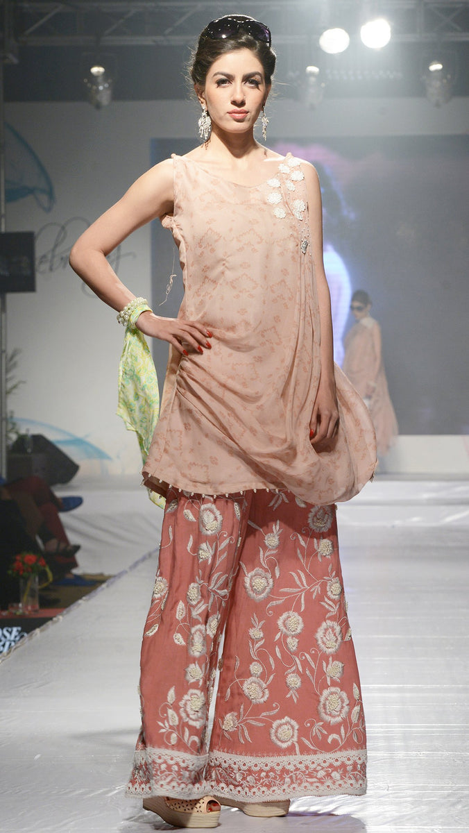 Off the Ramp-Luxury 15