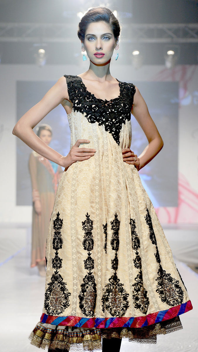 Off the Ramp-Luxury 16
